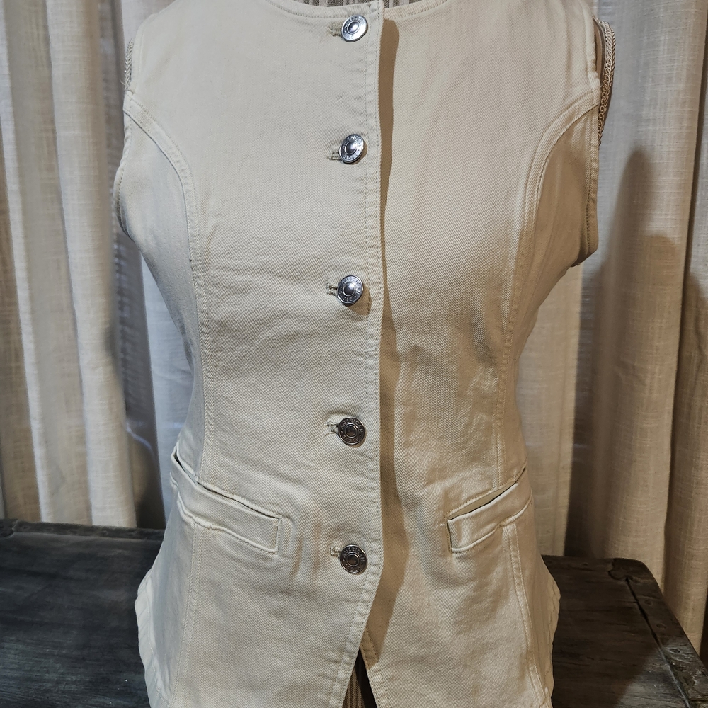 American Eagle Outfitters Cream Button-Up Vest